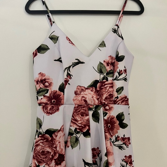Floral Romper - Picture 1 of 4